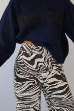 Load image into Gallery viewer, Ezra Jeans
