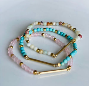 Beaded Stretchy Bracelet With Gold Bar